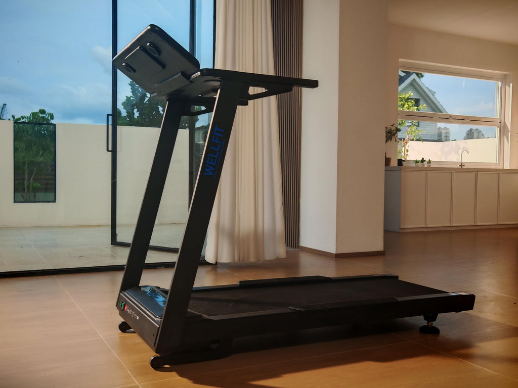 Auto Incline Folding Treadmill